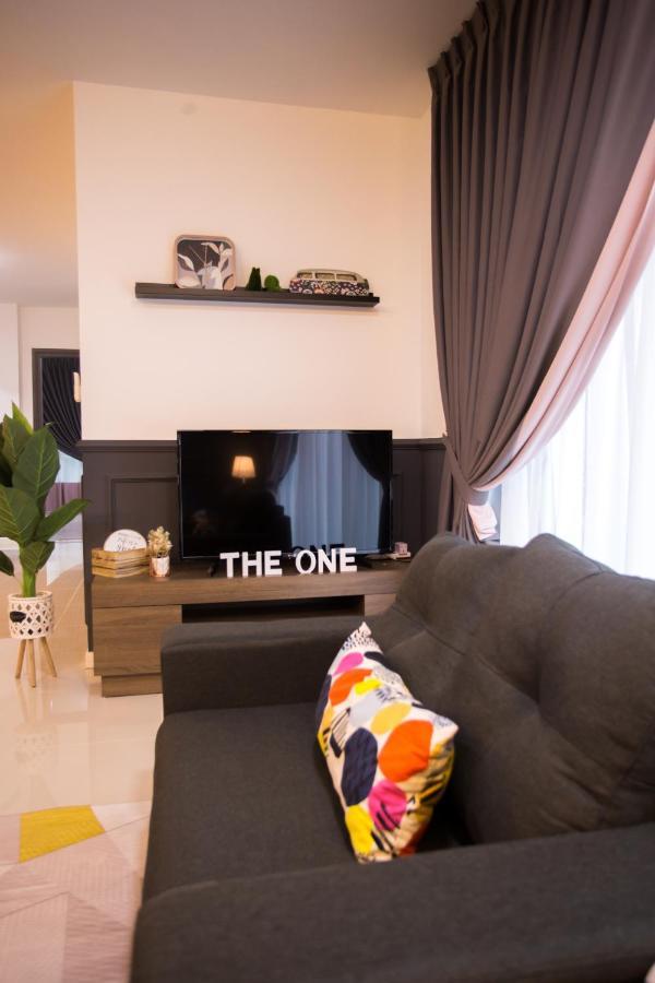 Suasana By The One Apartment